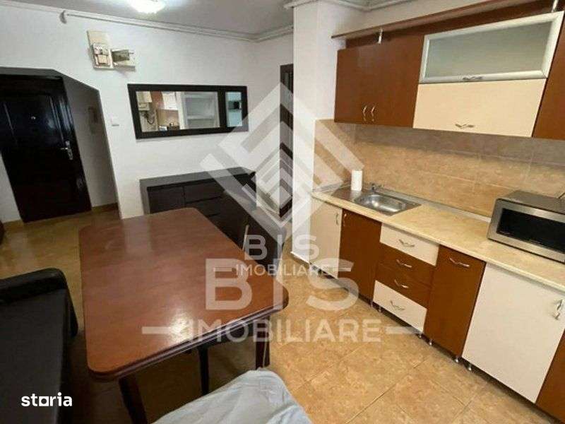 Apartament spaţios 3 camere - Bdul Independentei - Imagine principală: 4/17