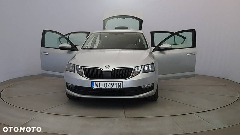 Skoda Octavia 1.6 TDI SCR Ambition - 10