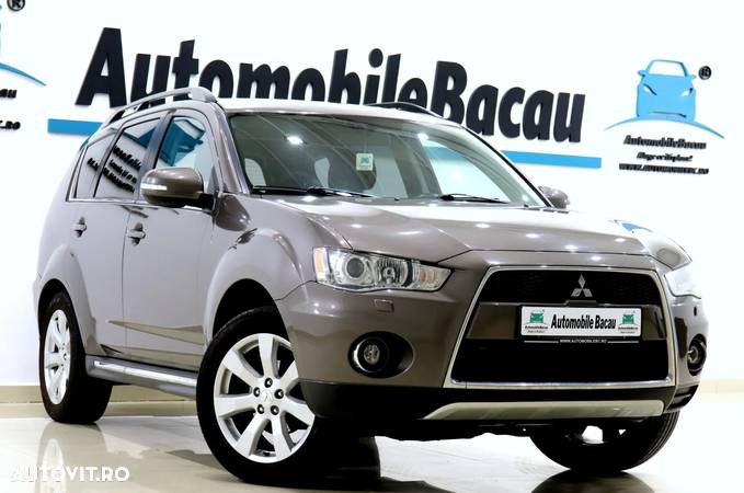 Mitsubishi Outlander - 4