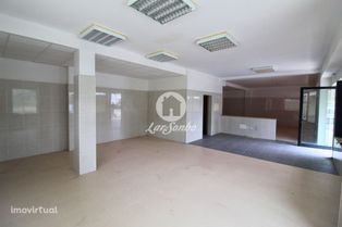 Espaço comercial/ Loja em Barcelos