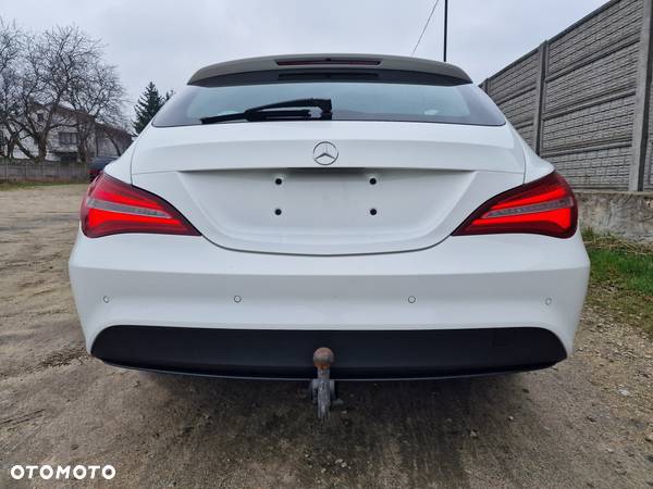 Mercedes-Benz CLA Shooting Brake 180 d - 19