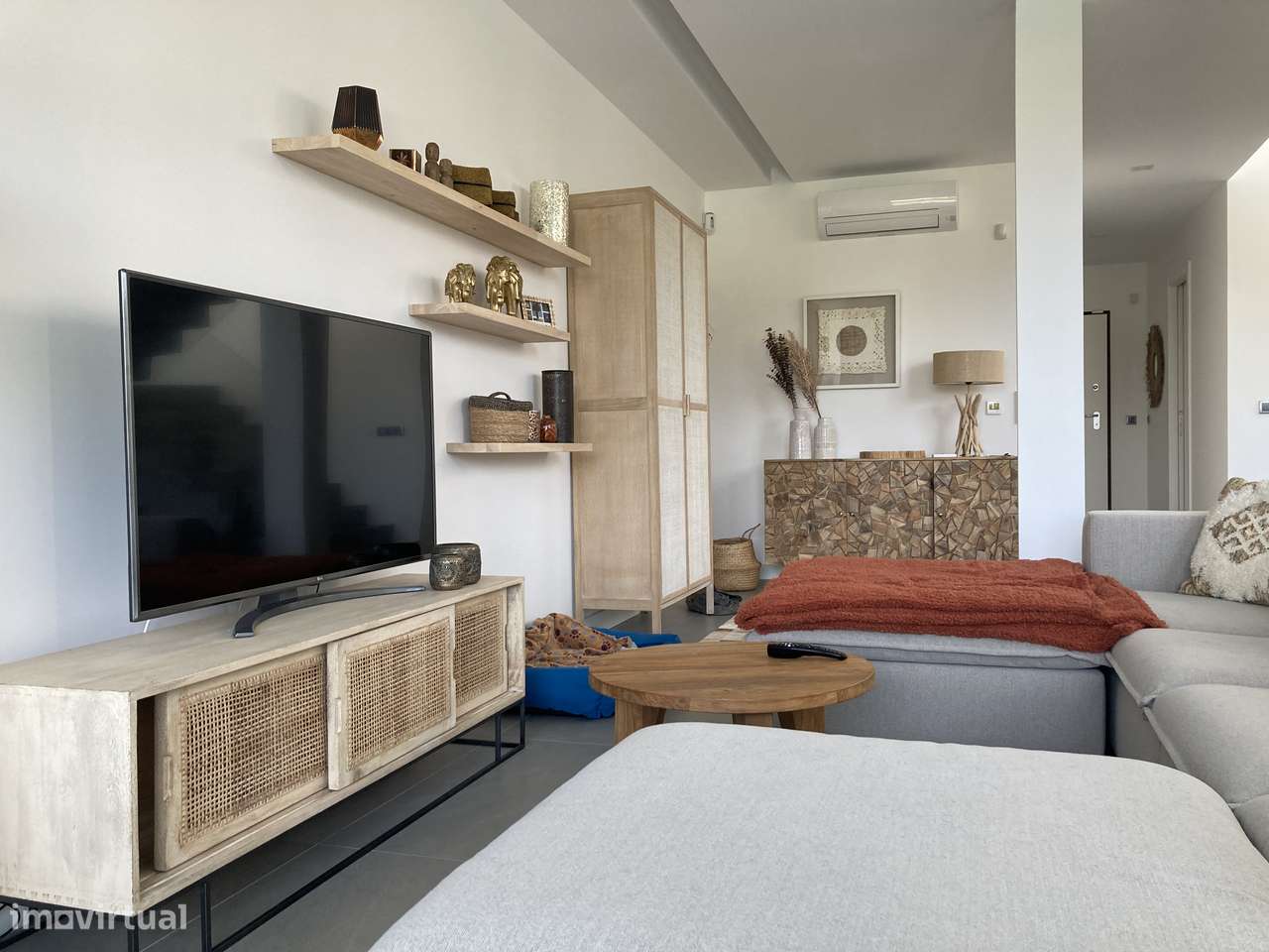 Moradia T3 com piscina, garagem na Aroeira-8