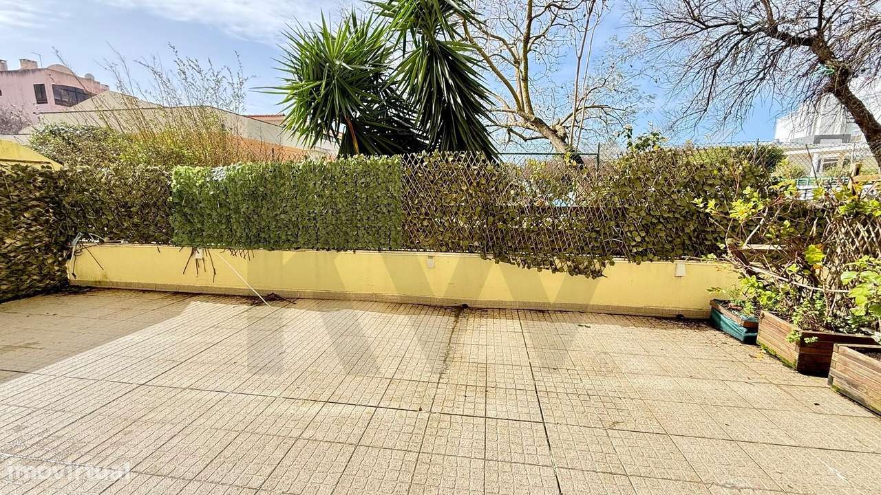 Apartamento T3 com terraço para venda no Bairro do Rosário - Grande imagem: 3/25