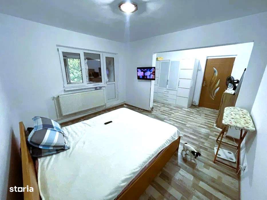 APARTAMENT CU 2 CAMERE - 70Mp -PIATA CIVICA - Imagine principală: 4/9