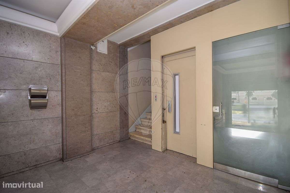 Escritório  para arrendamento - Grande imagem: 2/24