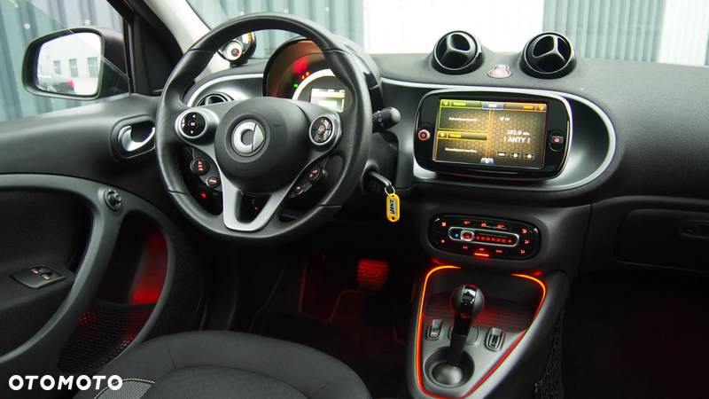 Smart Forfour EQ passion - 16