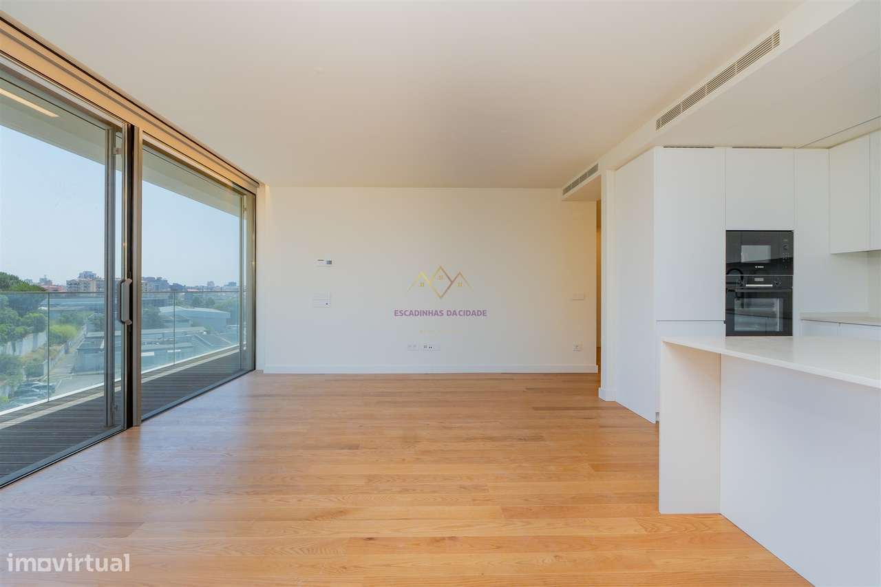 Modernidade e Conforto em Lisboa – T2 com grandes Varandas em Condomín - Grande imagem: 5/48