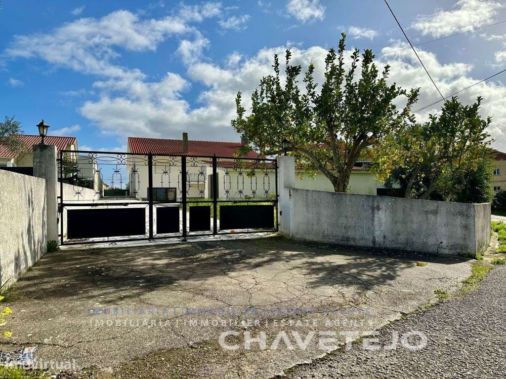 Moradia espaçosa com anexo e logradouro situada perto da cidade de ... - Grande imagem: 4/46