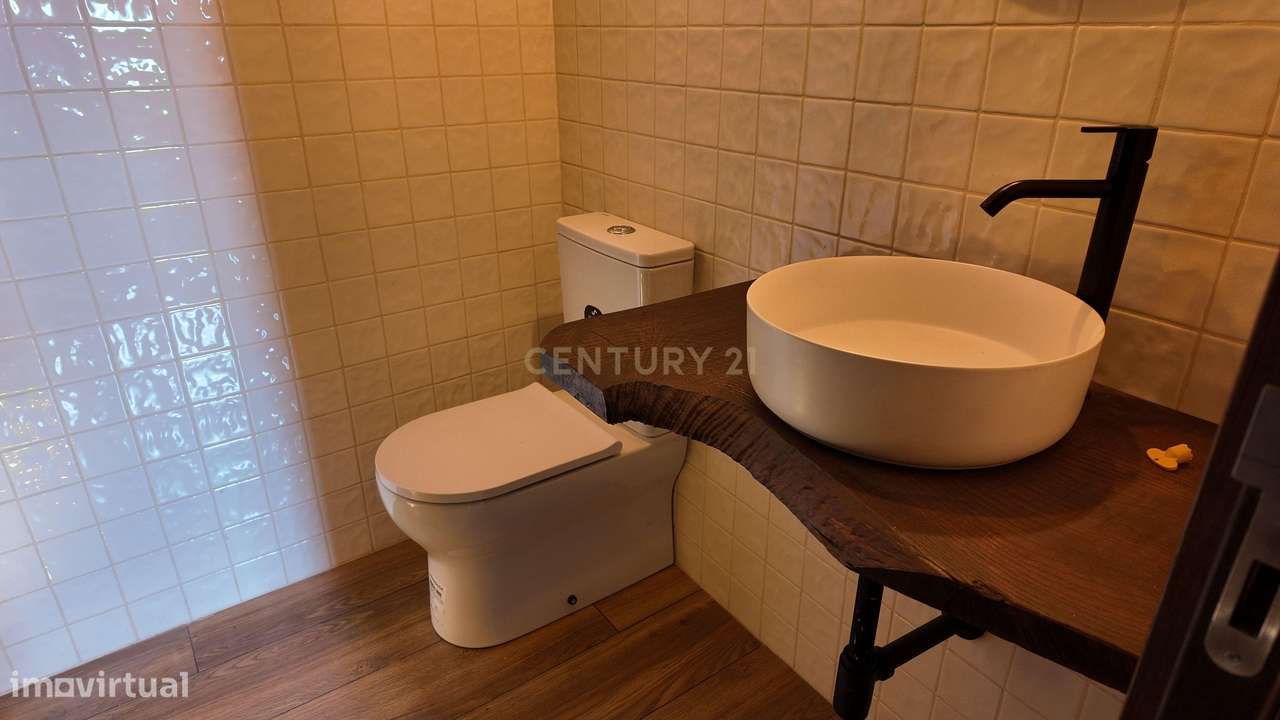 Quinta no Alto Douro Vinhateiro com Projeto Turístico Aprovado-18