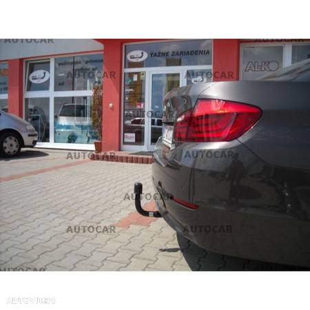 Carlig de remorcare pentru BMW 5,  4 usi F10, combi F11 - sistem demontabil automat - din 03.2010 -2014. - 14