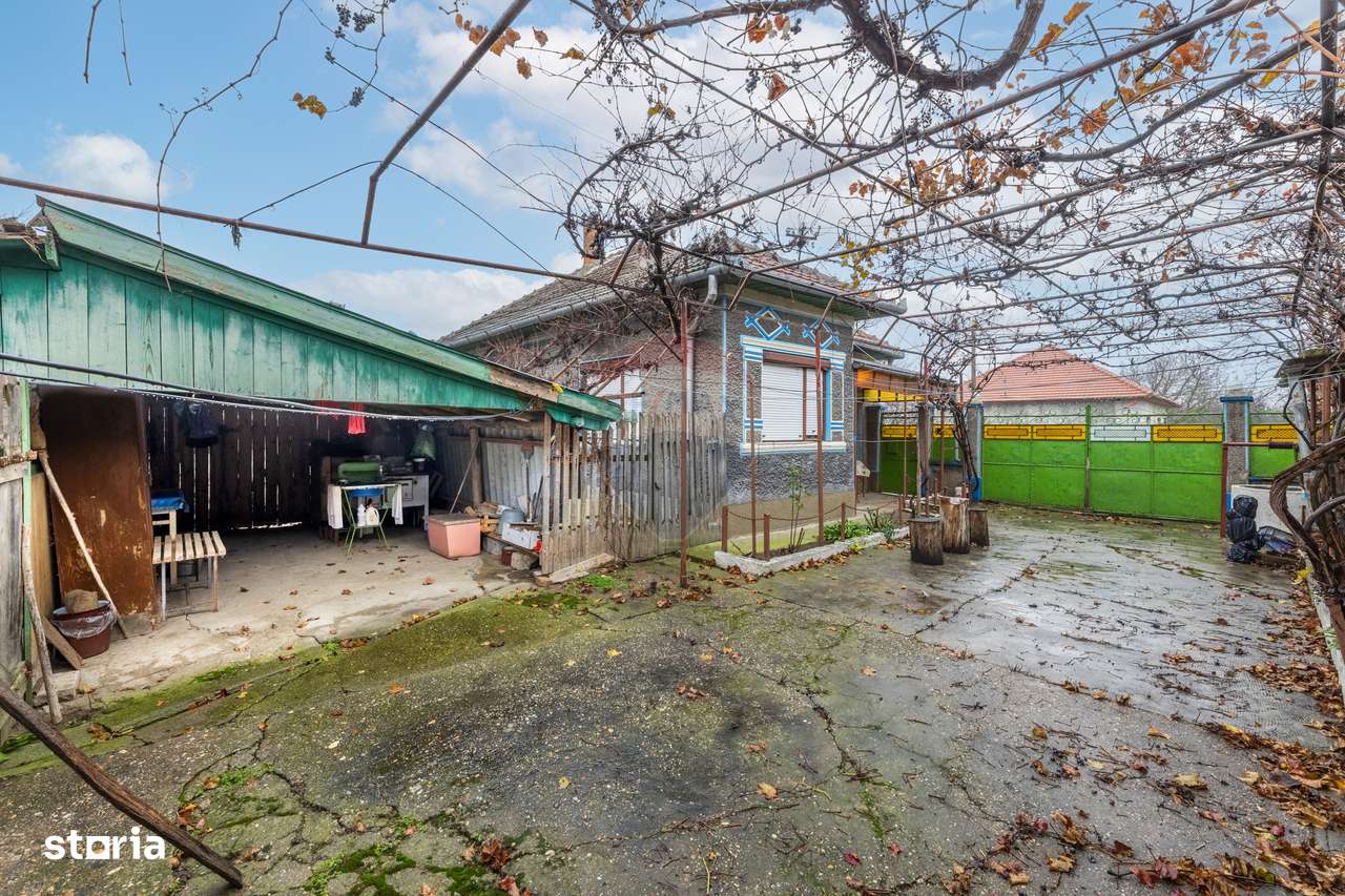 Casă cu anexe si teren de 759mp in Misca-11