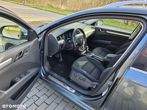 Skoda Superb 2.0 TDI DSG Elegance - 4