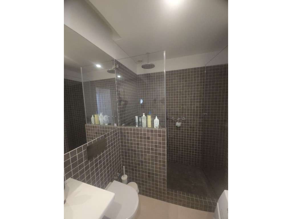 Apartamento T3 em Campo de Ourique-14