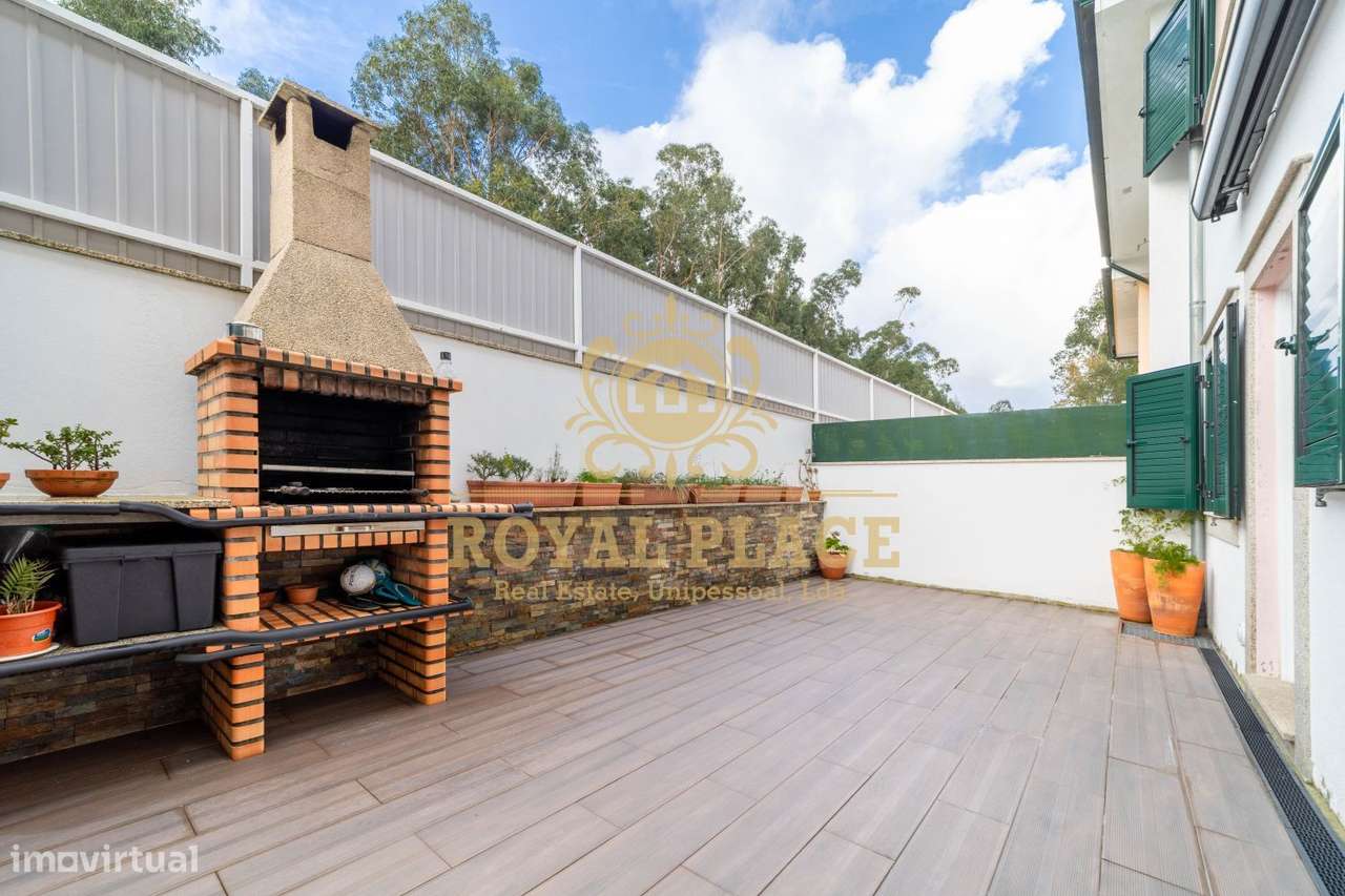 Fantástica moradia T3 em Fiães-25