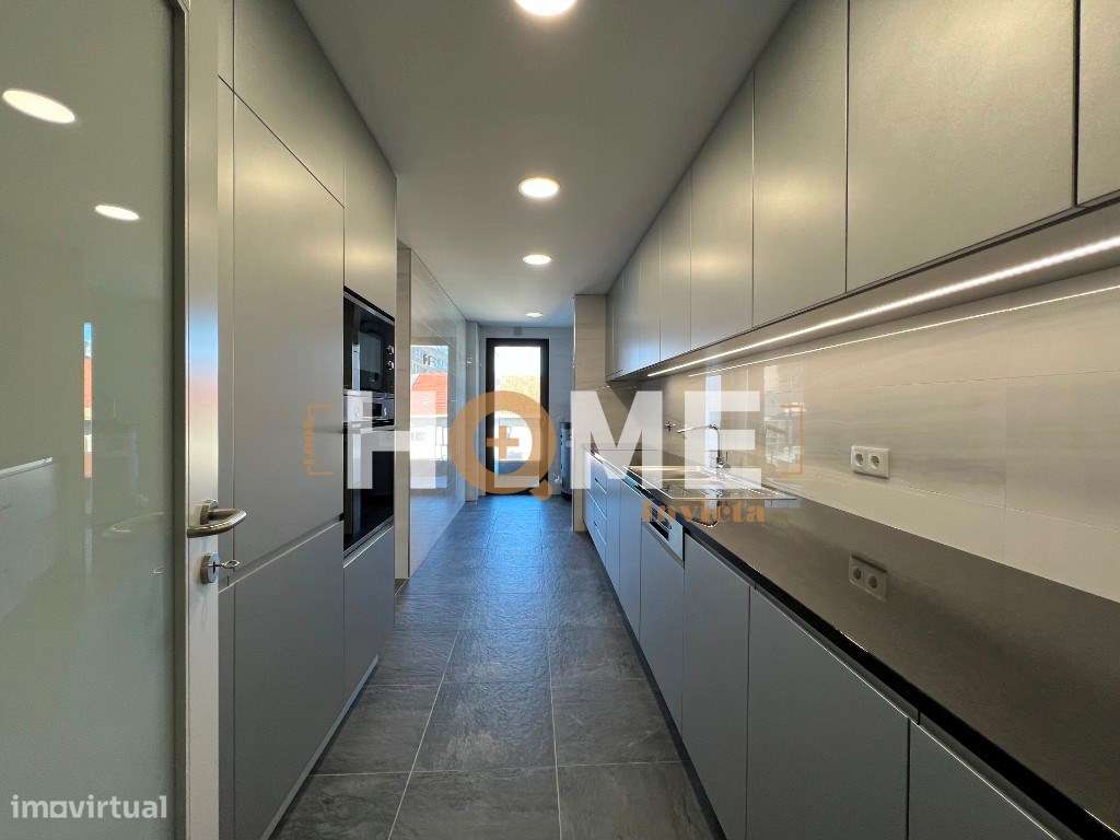 EXCELENTE Apartamento T3 NOVO | em plena Av. da Boavista-7