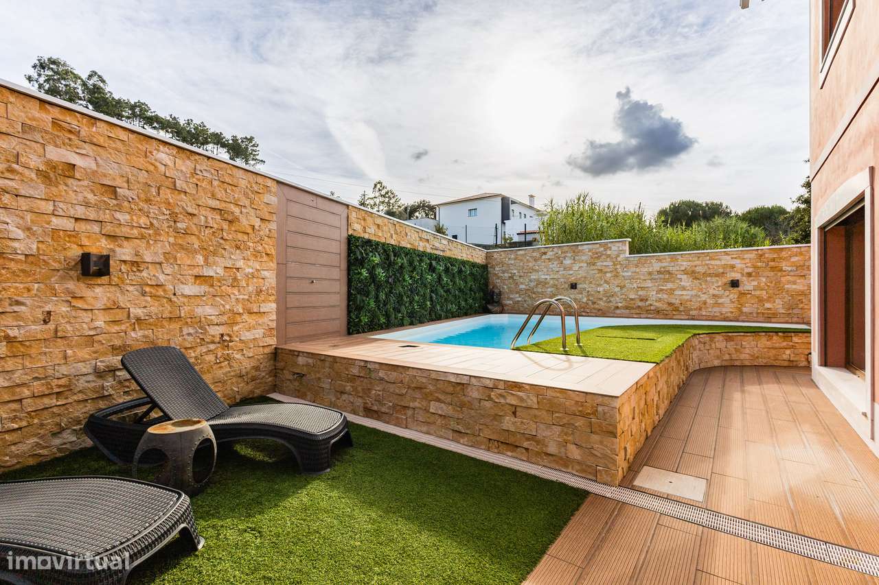 Moradia T4 renovada | Piscina Aquecida - Parceiros-47