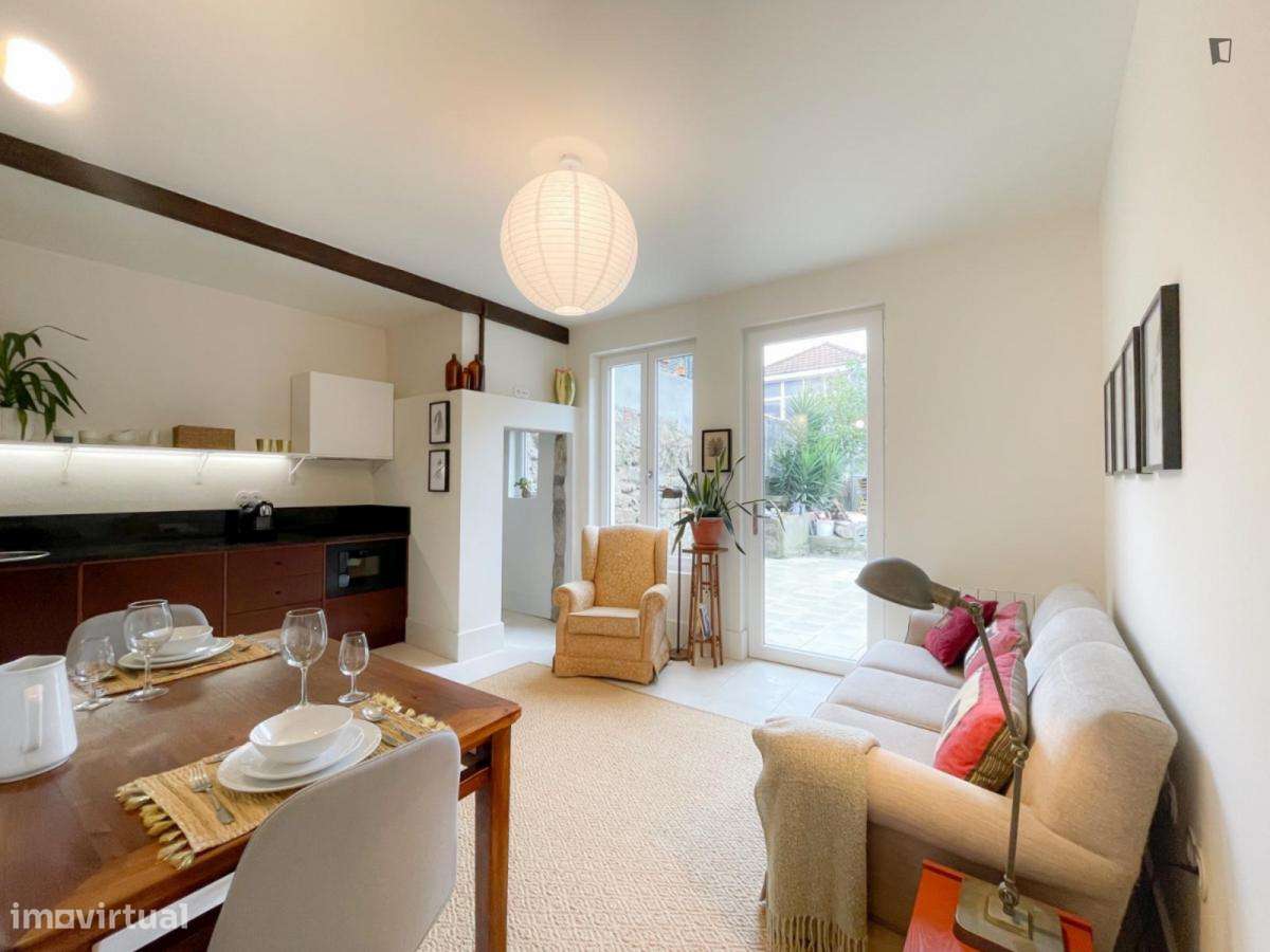 Estúdio - localizado em Paranhos Porto - Grande imagem: 4/10