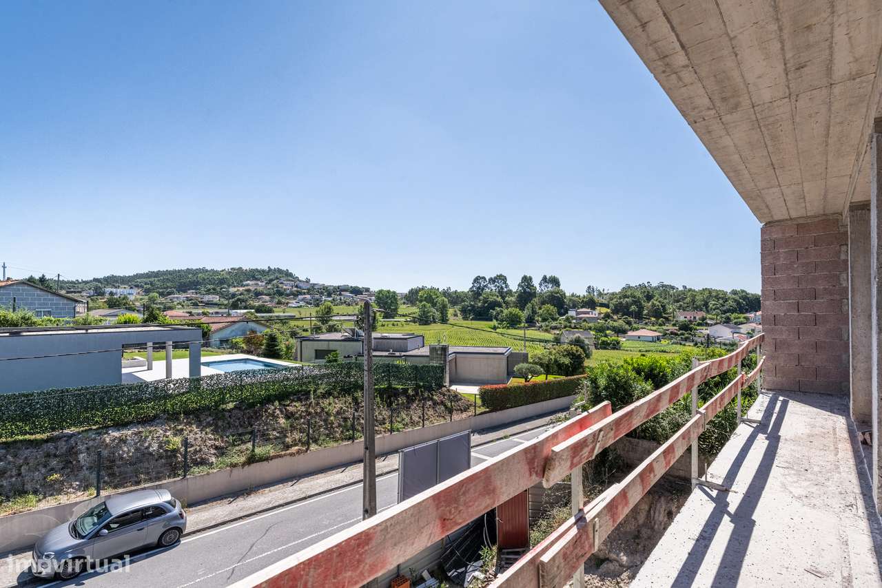 Moradia T3 à venda em Sande São Lourenço - Guimarães-24
