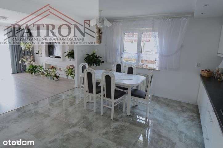 Atrakcyjny dom z garażem (2004) w Nowogrodźcu-3