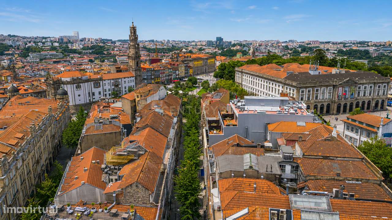 Prédio de rendimento em propriedade total nas Galerias de Paris | Comé-2