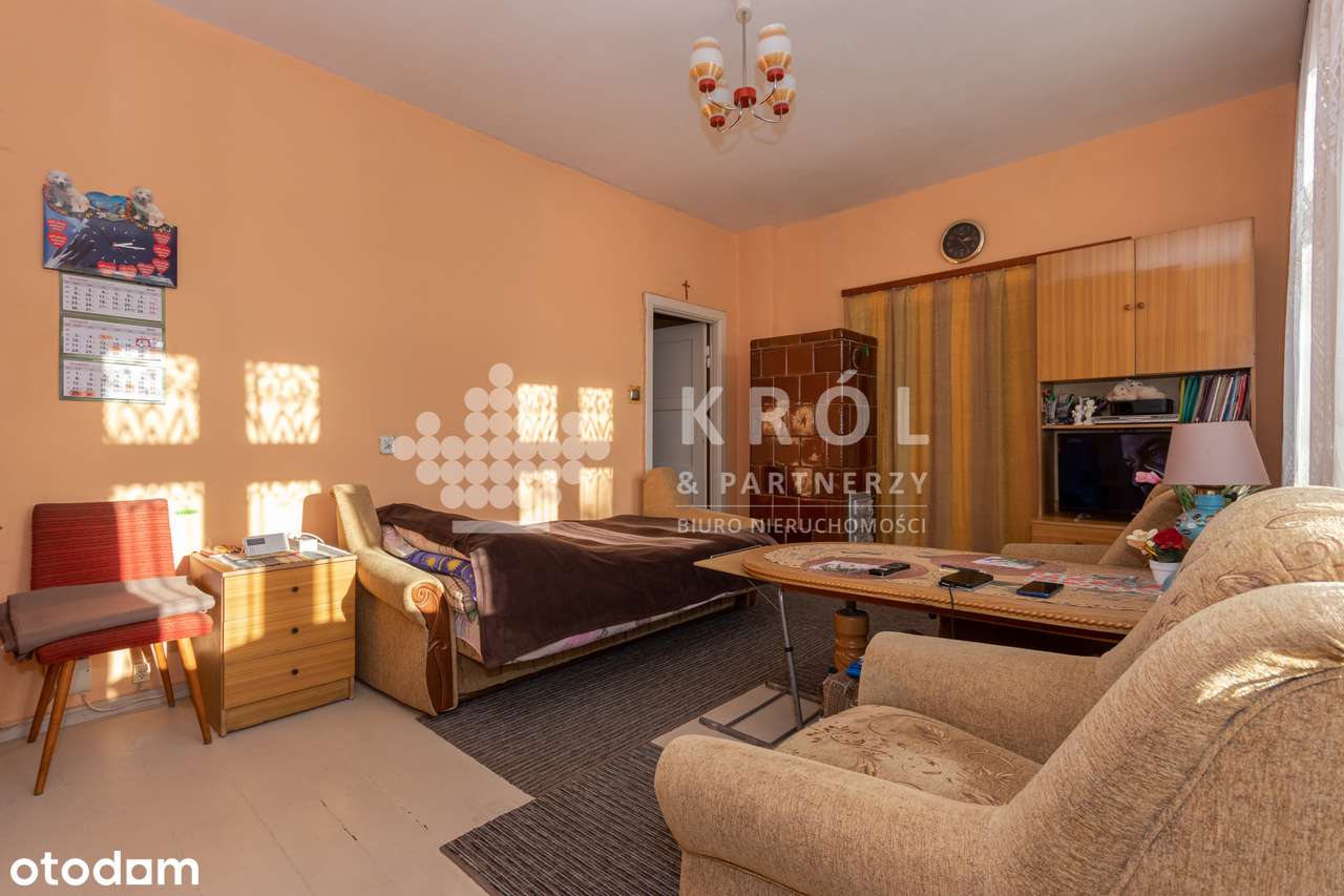 OKAZJA! 4 pokojowe mieszkanie do aranżacji w Śródmieściu!-2