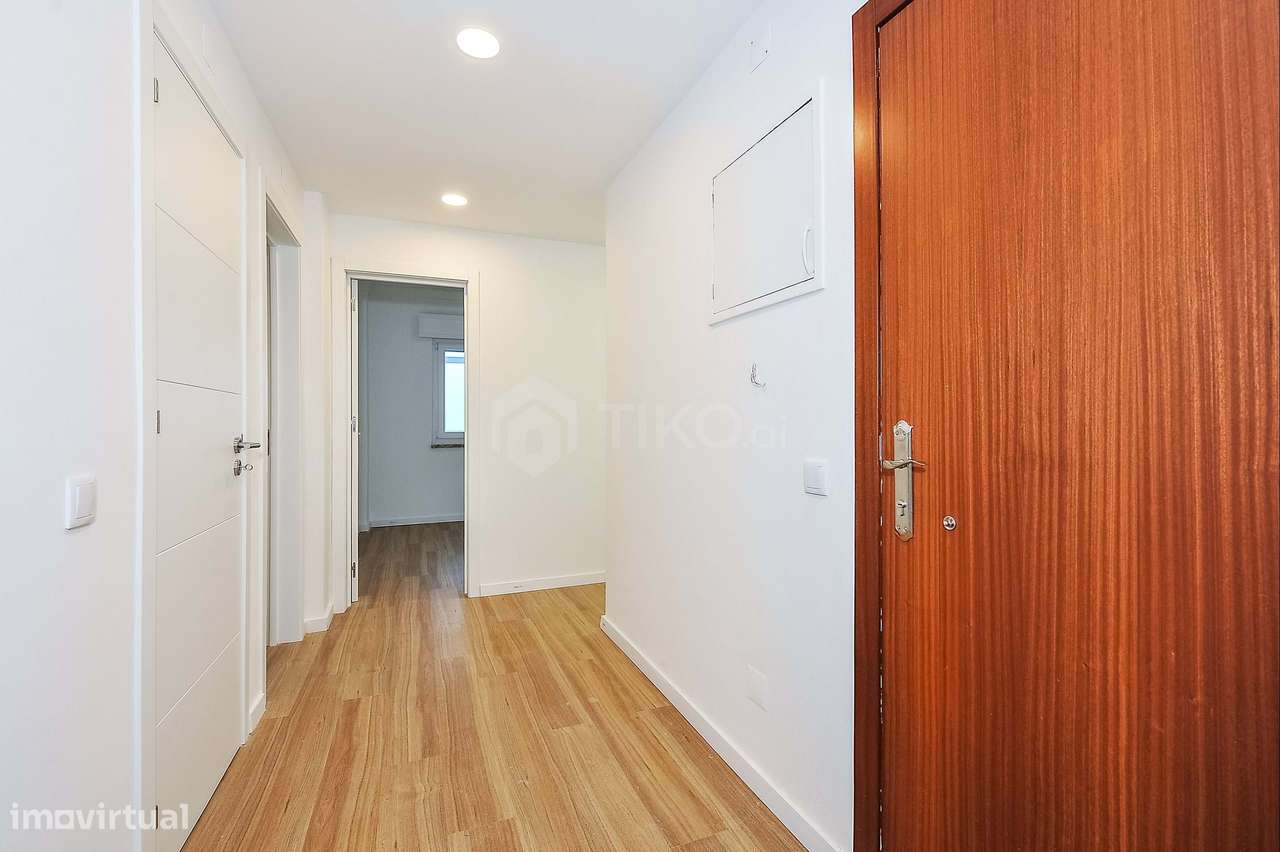 Invista no Seu Futuro: Apartamento T3 em  renovado no Coração de Setúb - Grande imagem: 3/32