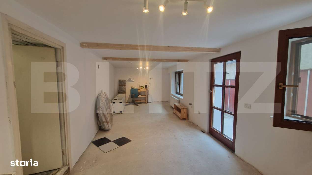 Casa in inimia Brasovului individuala la pret de apartament - Imagine principală: 2/14