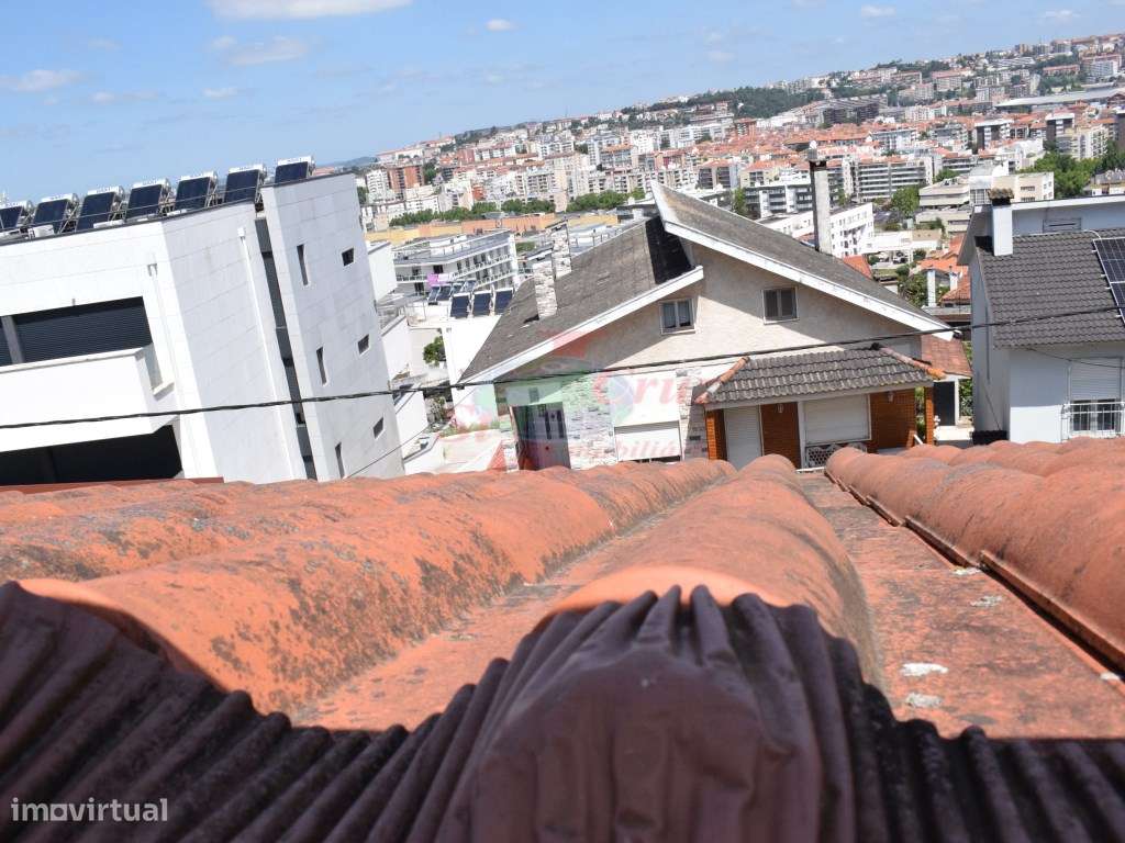 Apartamento T3 + Sótão Dividido - Pinhal de Marrocos-24