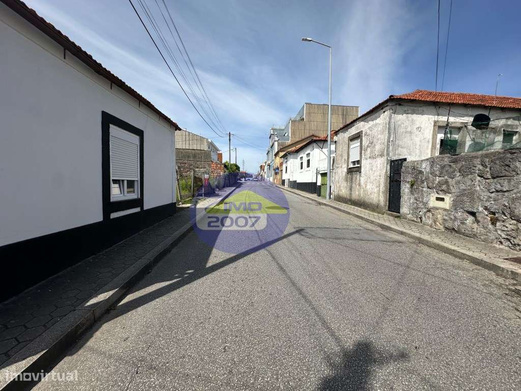 Terreno na Madalena com vista mar e elevado potencial construtivo-13