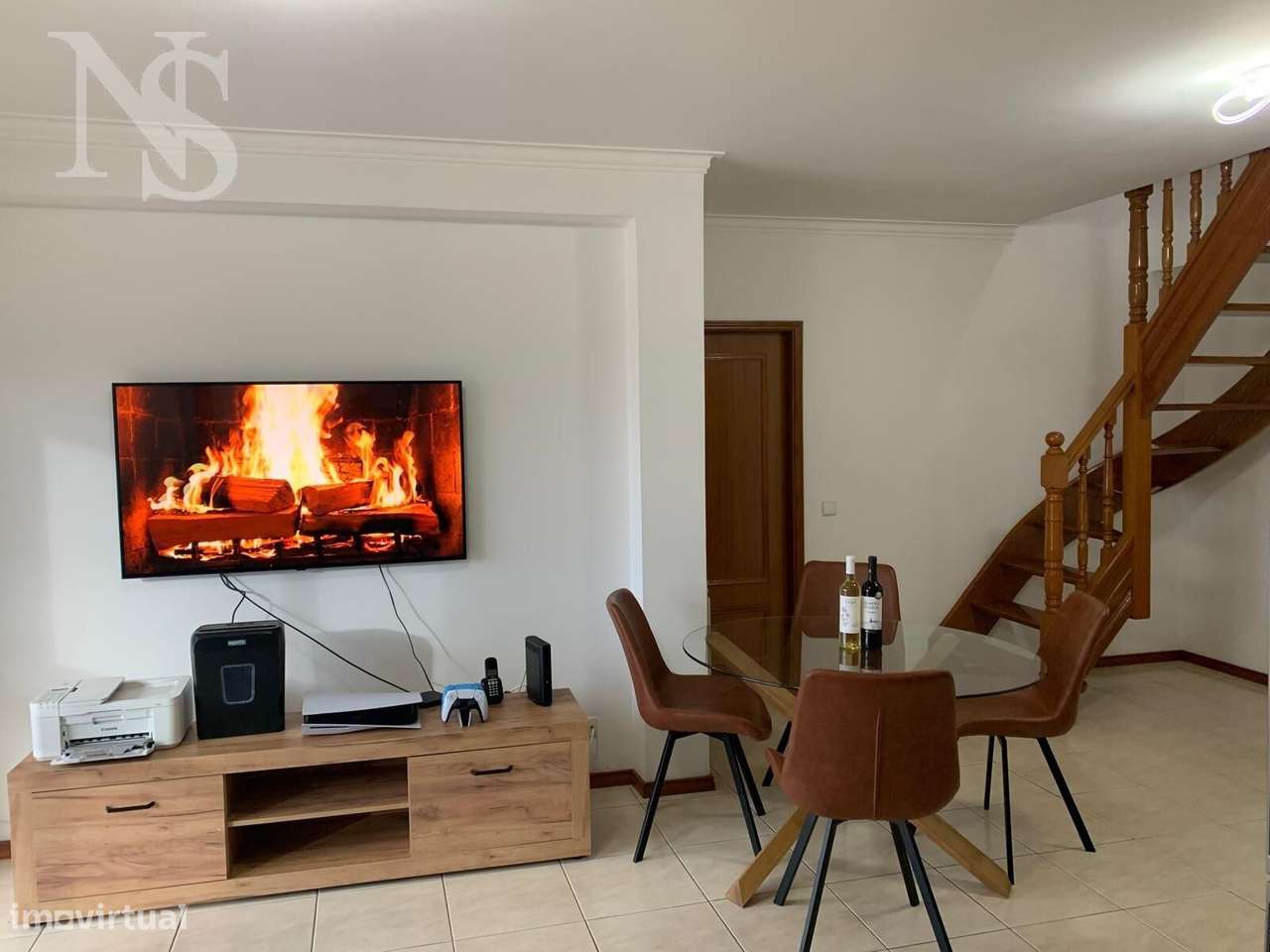 Apartamento T3 DUPLEX, Totalmente equipado e mobilado-1