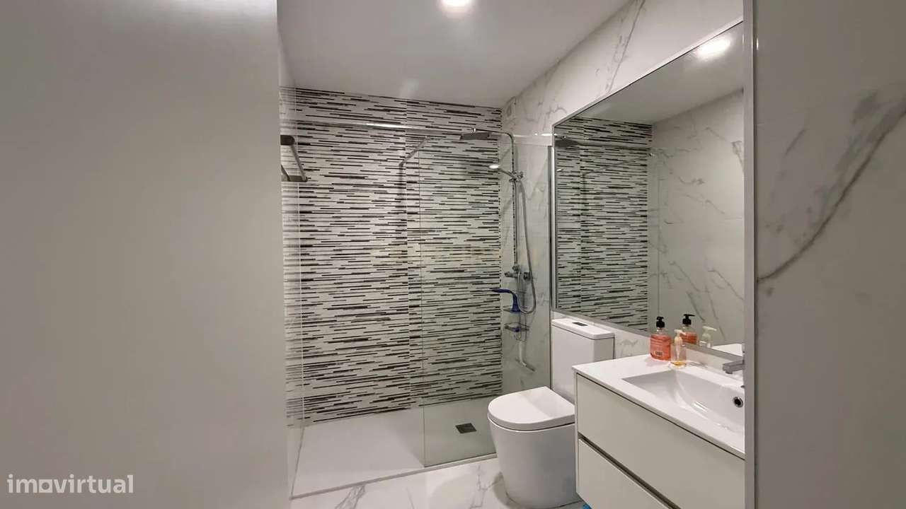 T2 renovado no coração de Braga-9