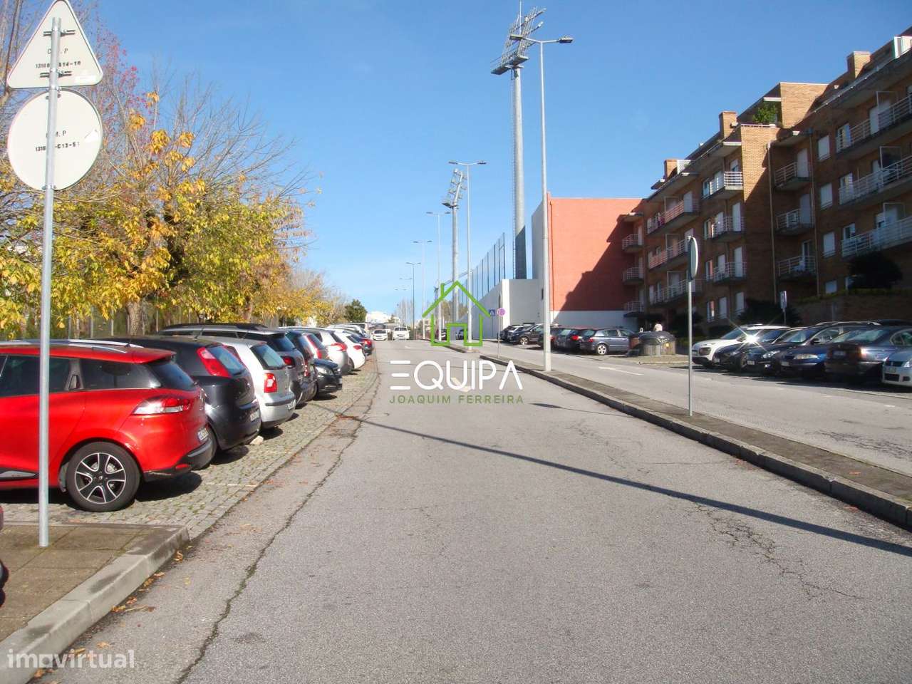 Loja licenciada para comercio e serviços, no centro de Paredes- Excel-5