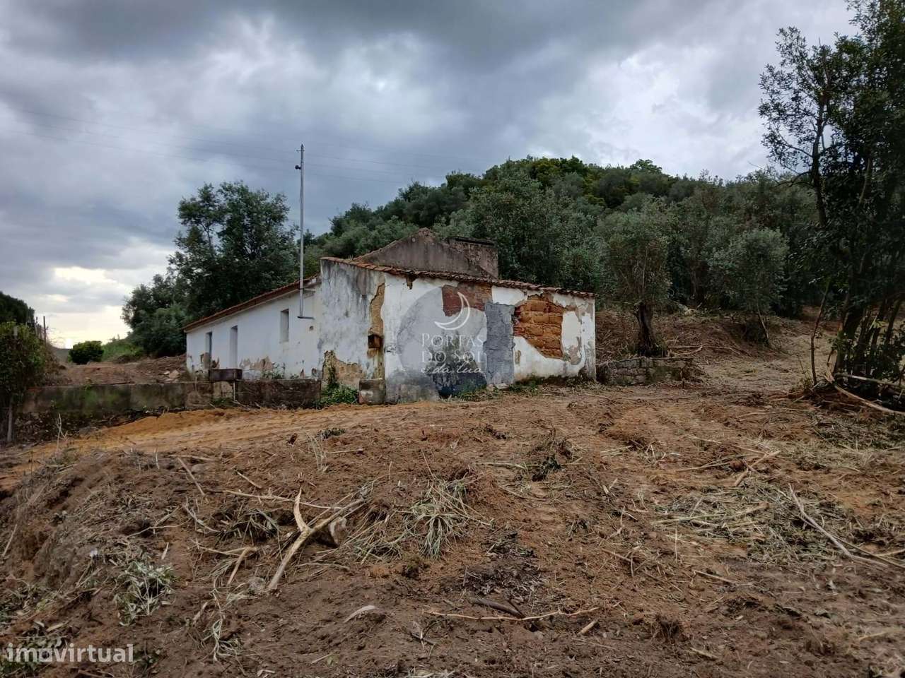 Moradia em 700 m2 de terreno próximo do centro. - Grande imagem: 4/5