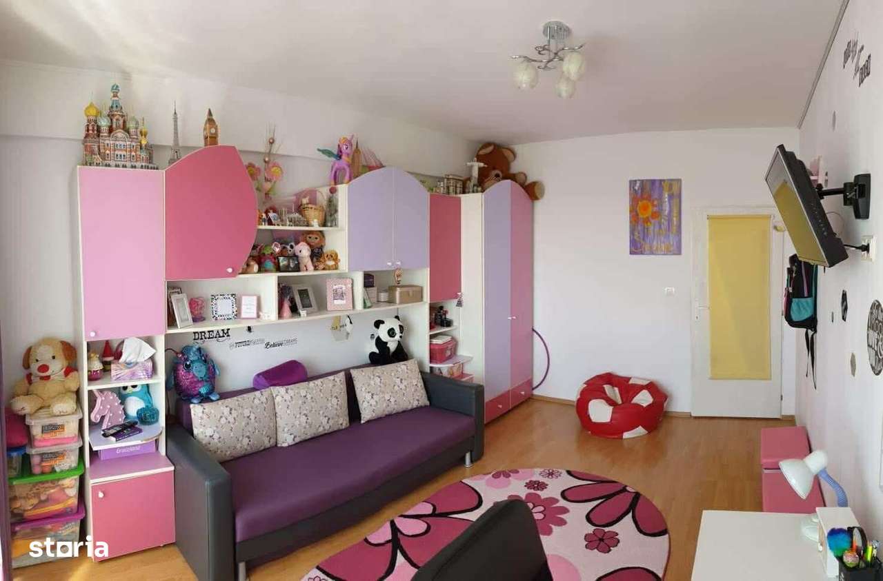 Apartament 3 camere Calea Moldovei - Imagine principală: 3/9