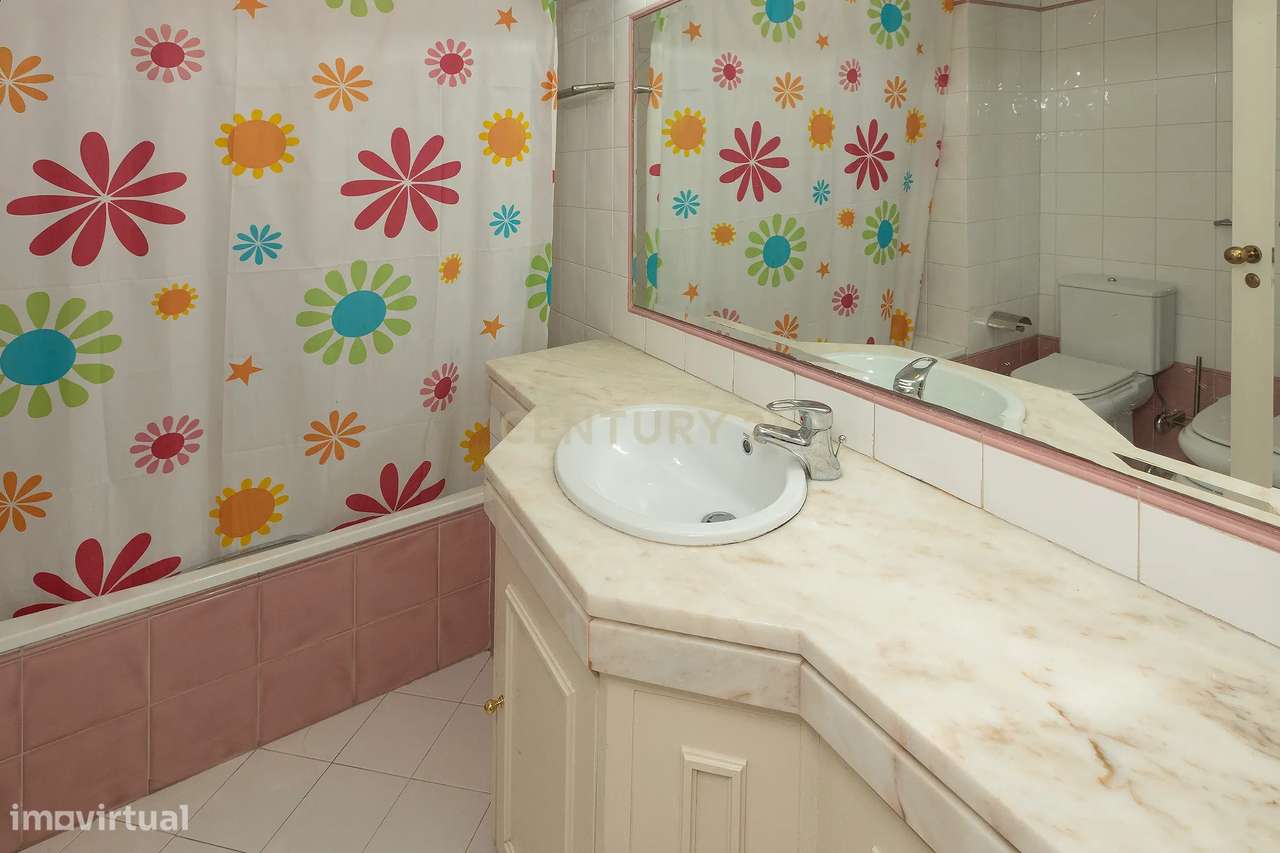 Apartamento T3 Miraflores - Oeiras com Garagem Box-39