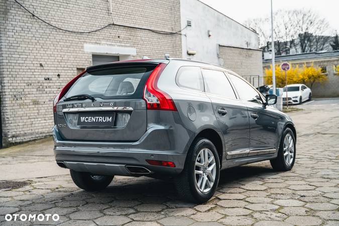 Volvo XC 60 D4 AWD Summum - 8