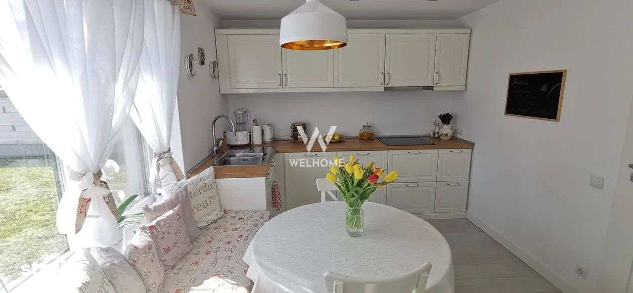 Casă premium, 500 mp teren, finisaje de lux, șemineu & garaj – Sibiu - Imagine principală: 5/17