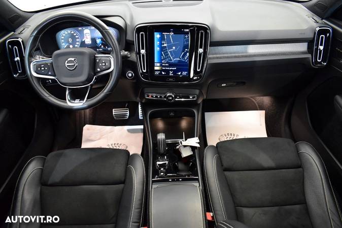 Volvo XC 40 - 4