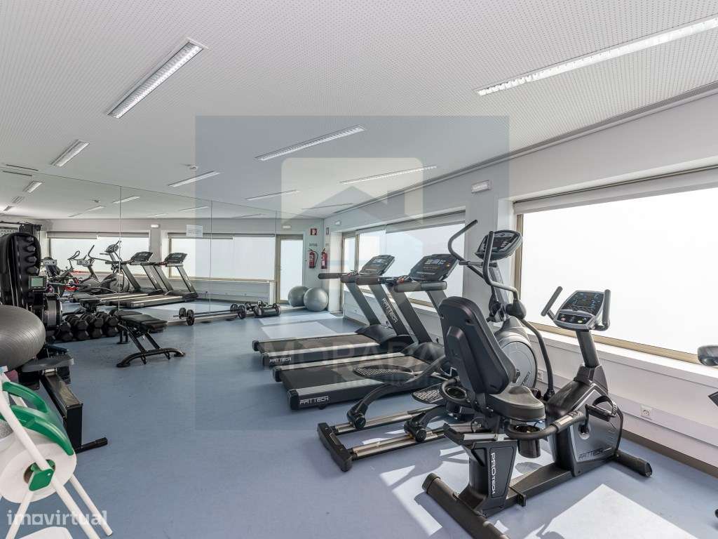 APARTAMENTO PORTO T3|| COM VISTAS RIO E MAR-39