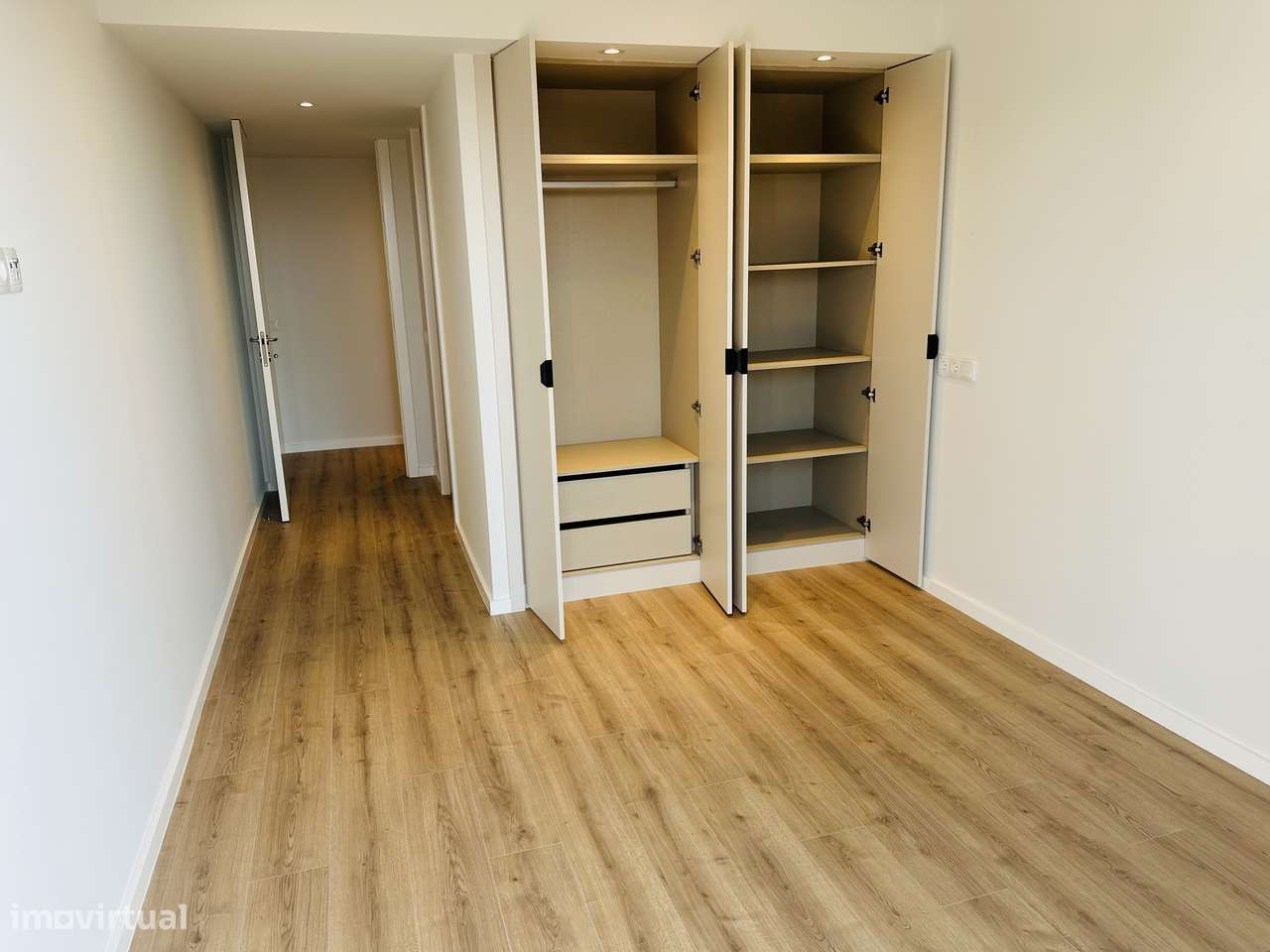 T2 luminoso com 2 estacionamentos (última fração disponível)-19