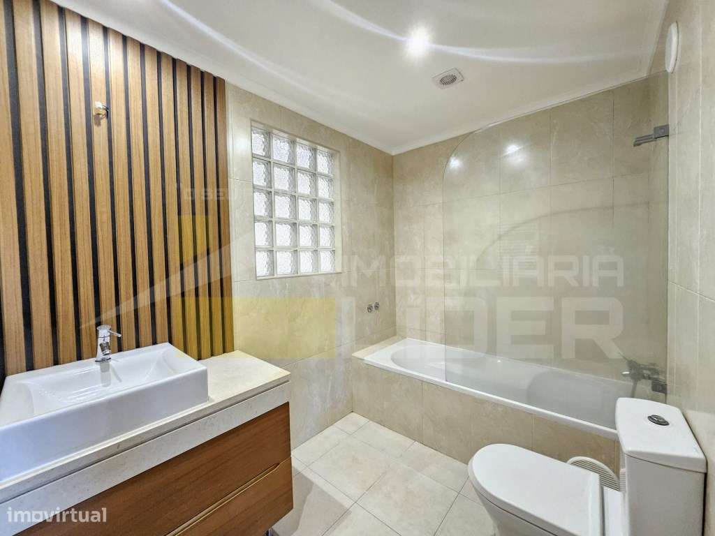 Moradia geminada T3 com piscina, terraço e garagem na Silveira, Tor...-30