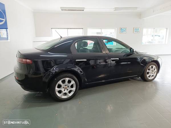 Alfa Romeo 159 1.9 JTDm 8V Executiva - 6