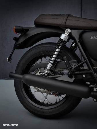 Triumph Bonneville - 5