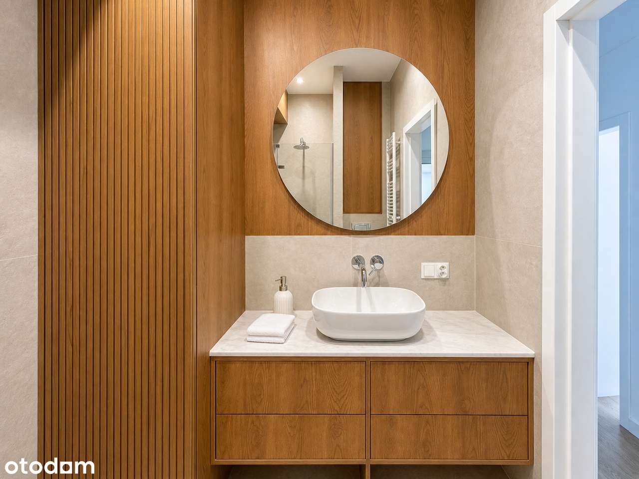 Elegancki apartament w cichej przedwojennej kamienicy | do wejścia-10