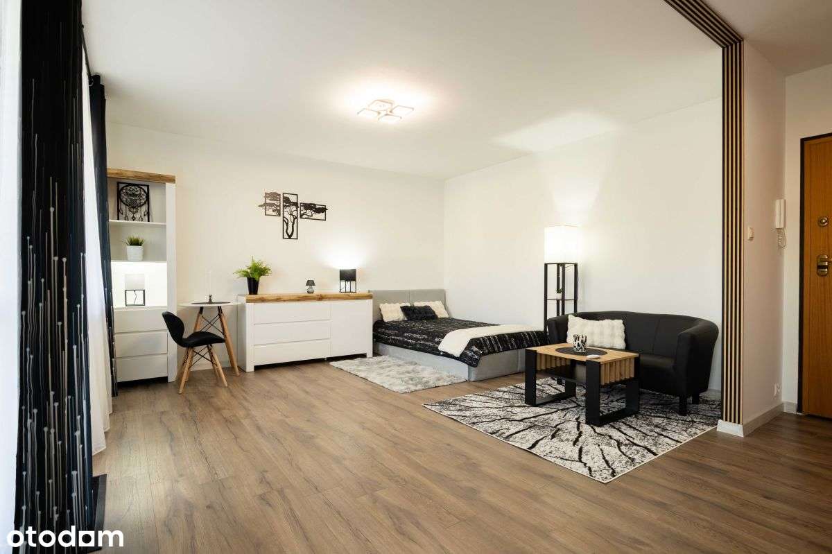 Piękna, przestronna kawalerka