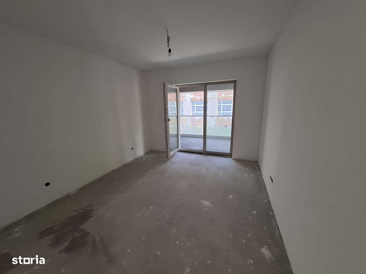 Baia Mare,M.Eminescu nr. 43, bloc nou P+4, 2 parcari incluse in pret-5