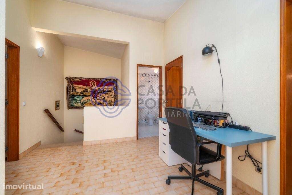 Magnífica Moradia T3 com Vista Mar e Localização Estratégica – Loulé-21