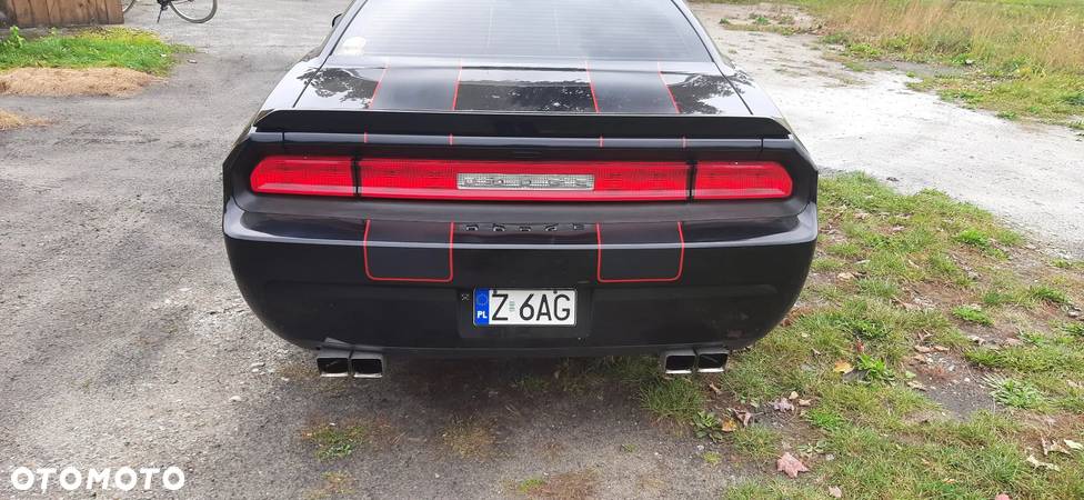 Dodge Challenger 5.7 R/T - 3