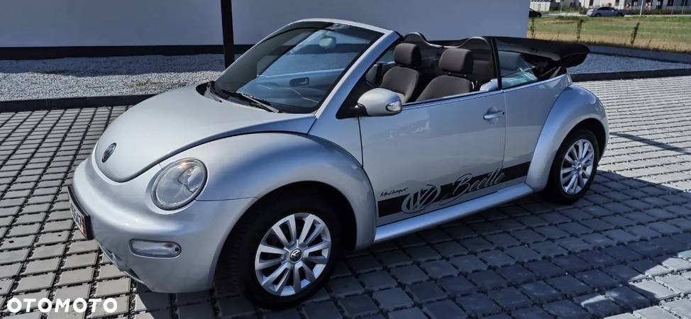 Volkswagen New Beetle Cabriolet 1.6 Freestyle - 9