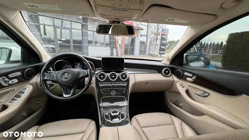 Mercedes-Benz Klasa C 300 4Matic 9G-TRONIC - 9